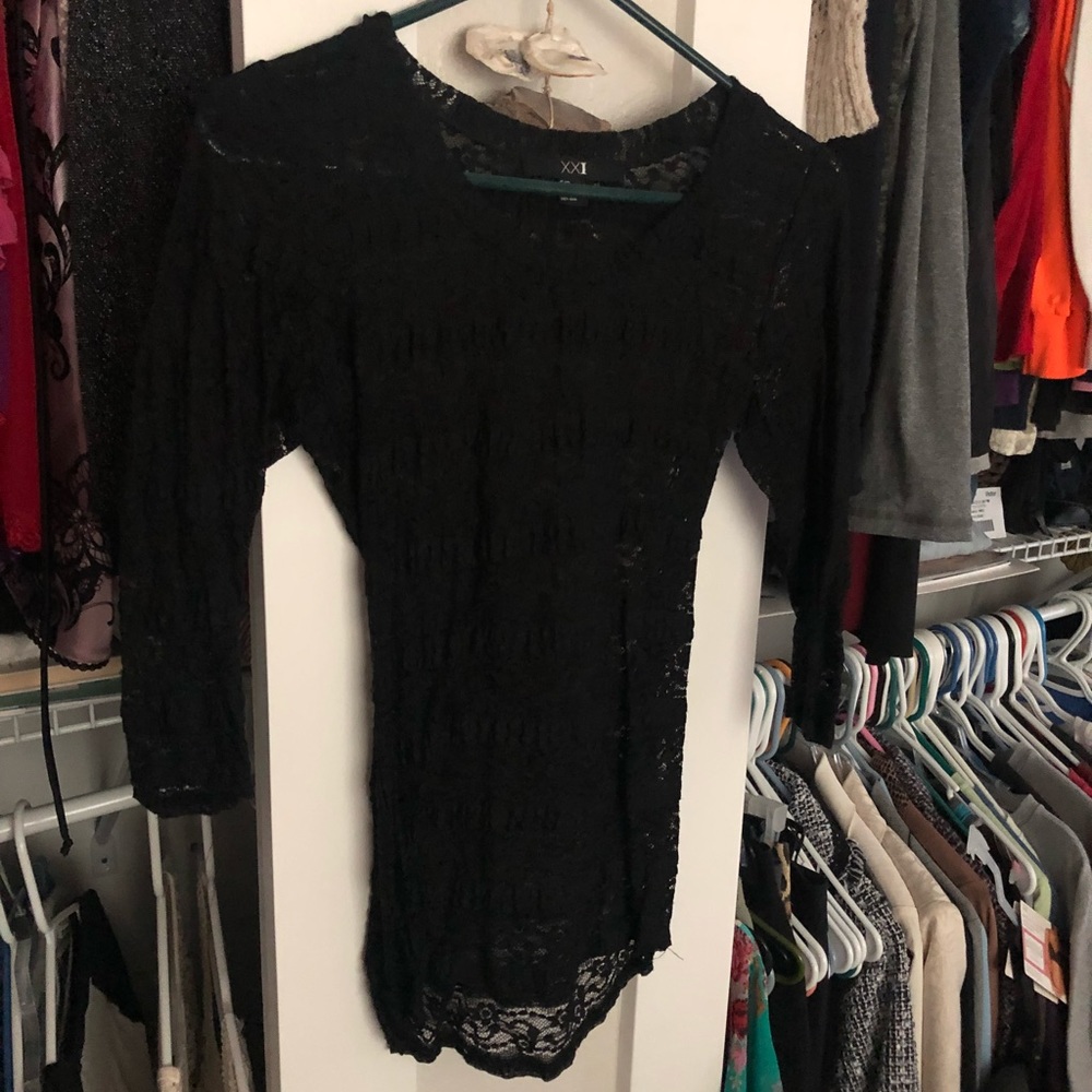 Lace 3/4 sleeve shirt